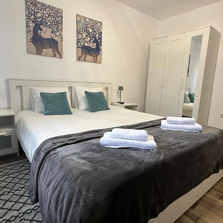 Apartament 2 Cam Cetate Gyulafehérvár Kültér fotó